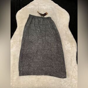 New Finity Naturals Womens 100% Silk Long Black Skirt Size 1X